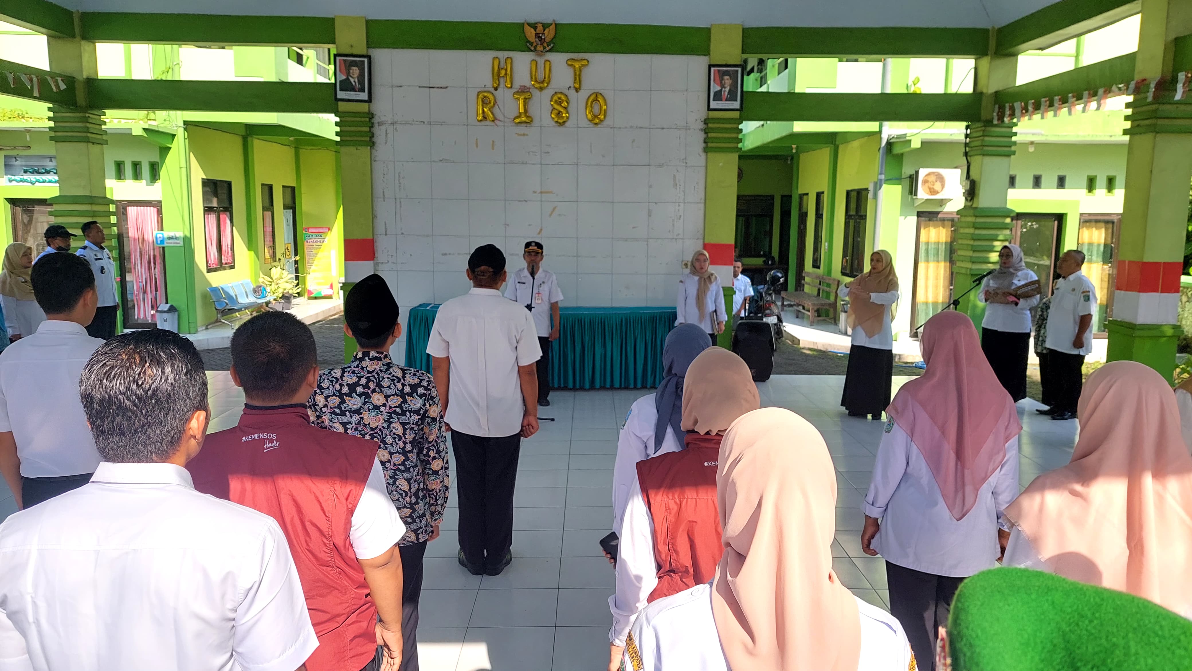 Upacara Peringatan Hari Kesaktian Pancasila Tahun 2025 di Pendopo Kecamatan Sukodono